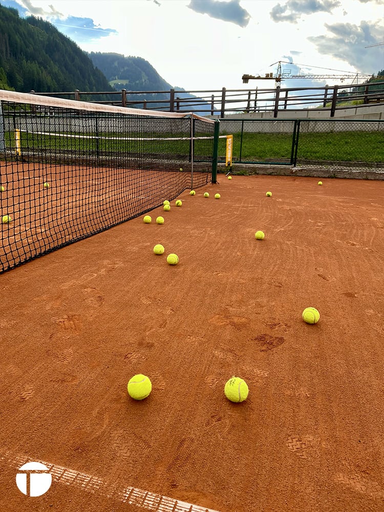 Campo da tennis di Santa Cristina, Val Gardena, in provincia di Bolzano | Tennis On Court | Il tennis da un altro punto di vista.